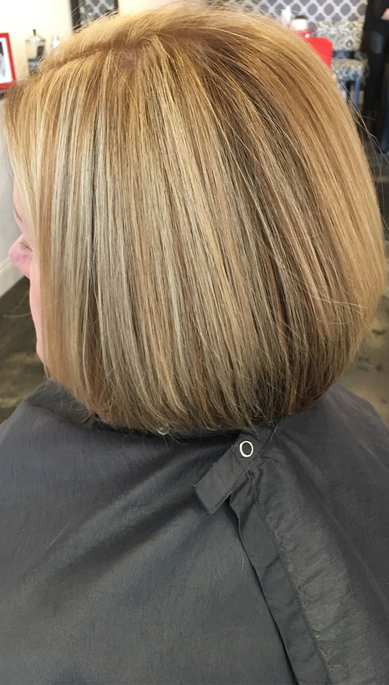 Bob with blended highlights